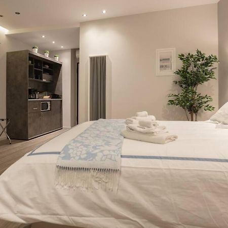 A11 Pristine & Comfy Studio Near Plaka & Parthenon Athen Eksteriør bilde