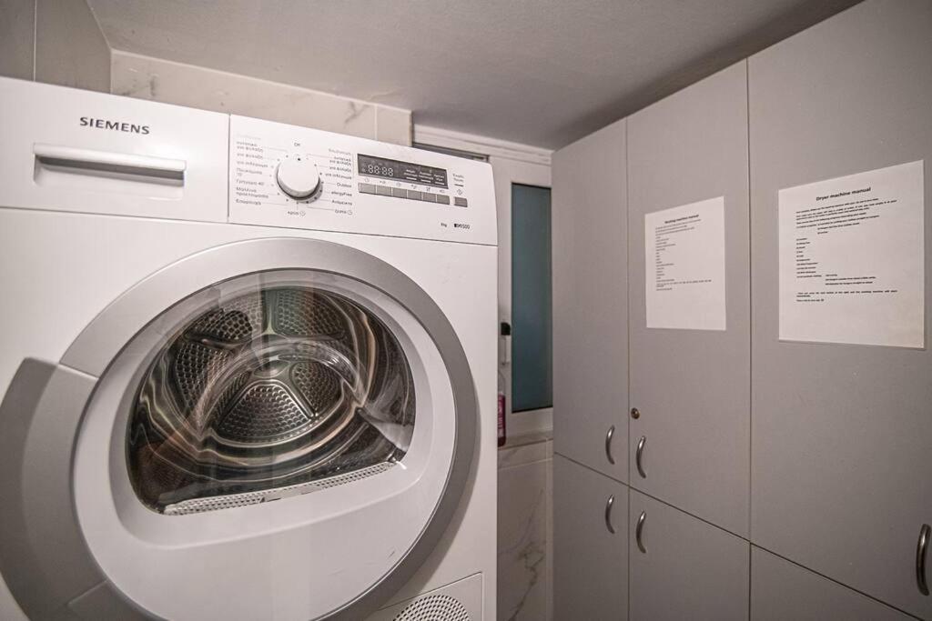 A11 Pristine & Comfy Studio Near Plaka & Parthenon Athen Eksteriør bilde