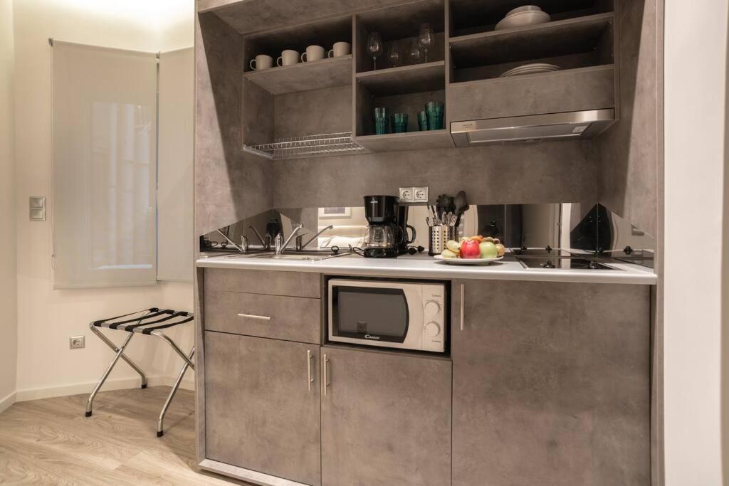 A11 Pristine & Comfy Studio Near Plaka & Parthenon Athen Eksteriør bilde