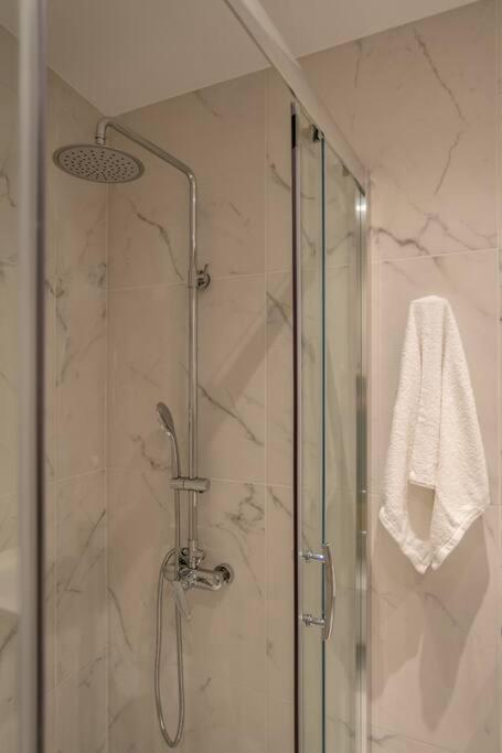 A11 Pristine & Comfy Studio Near Plaka & Parthenon Athen Eksteriør bilde